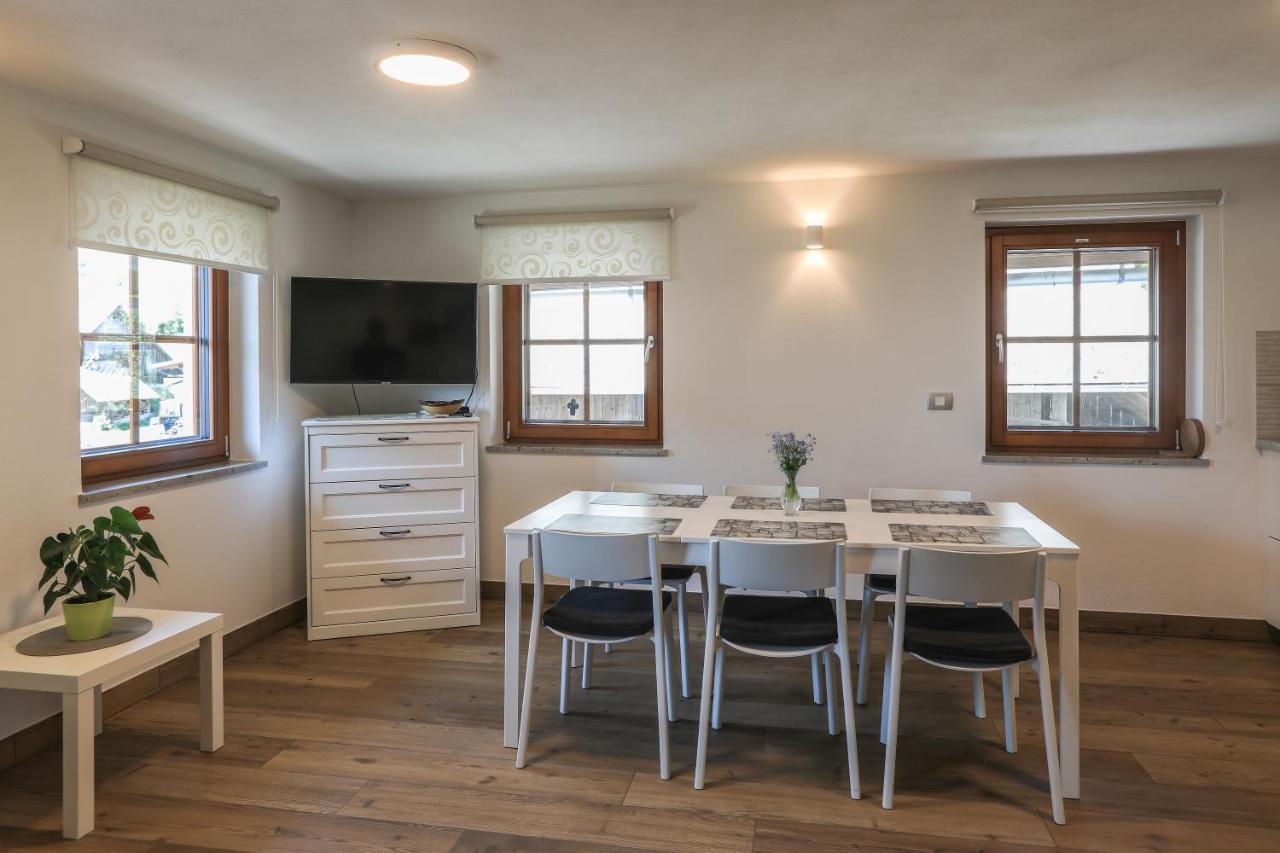 Apartmaji Tina Згорнье-Горье Экстерьер фото